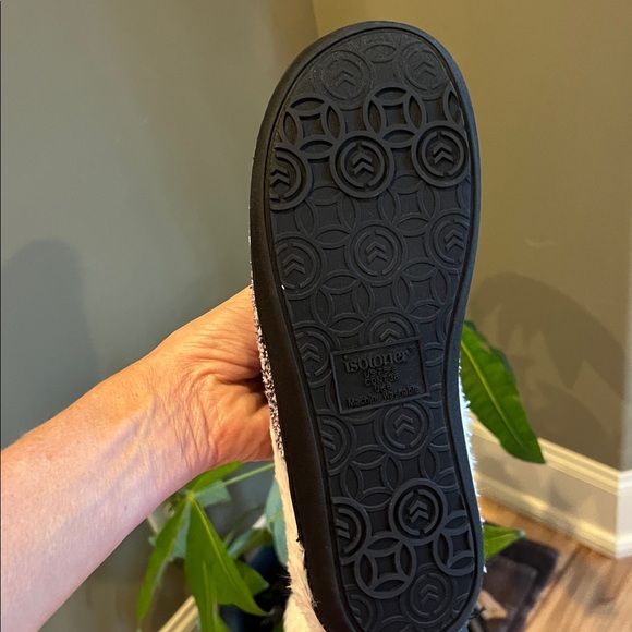 Memory Foam Comfy Cushy Isotoner Womens Navy Machine Washable Slippers Medium - Picture 12 of 15